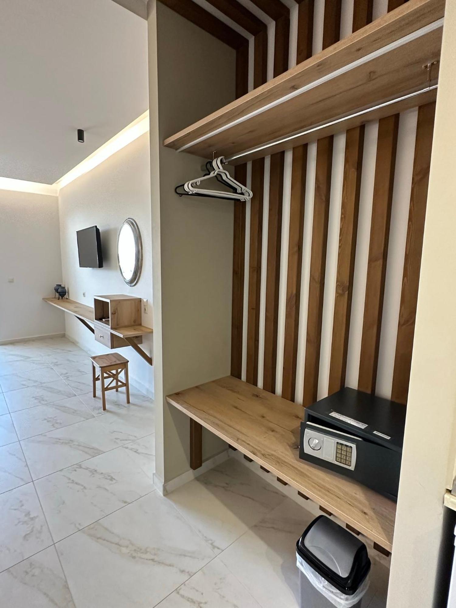 Star Apartment *